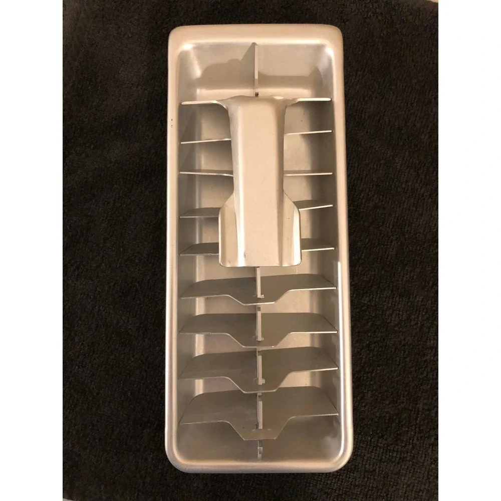 Vintage Aluminum Metal Ice Cube Tray 20 slot Quick Release Center Lever Retro